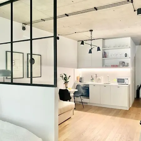 Urban Spaces 3 Victoriei New Building With Parking And Security Bucarest