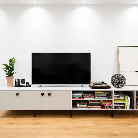 Apartment Urban Spaces 3 Victoriei New Building With Parking And Security