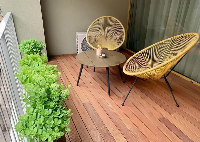 Urban Spaces 3 Victoriei New Building With Parking And Security 부쿠레슈티