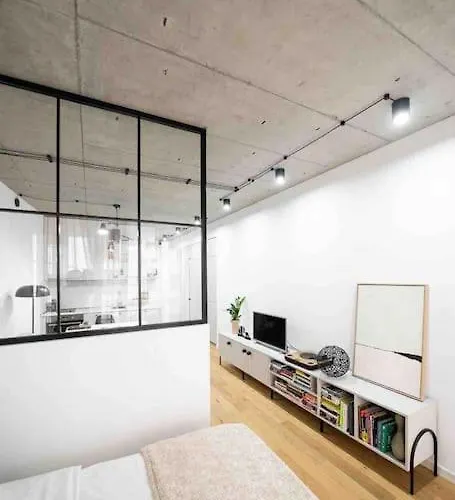 Urban Spaces 3 Victoriei New Building With Parking And Security Apartman *