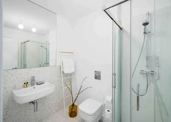 아파트 Urban Spaces 3 Victoriei New Building With Parking And Security 부쿠레슈티