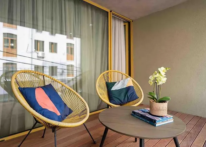 Urban Spaces 3 Victoriei New Building With Parking And Security 아파트 *