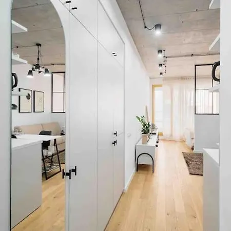 Nook 3 Victoriei New Building With Parking And Security Apartment Bucharest