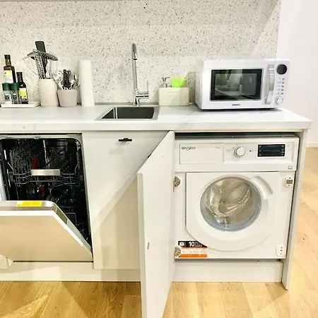 Nook 3 Victoriei New Building With Parking And Security Apartment Bucharest